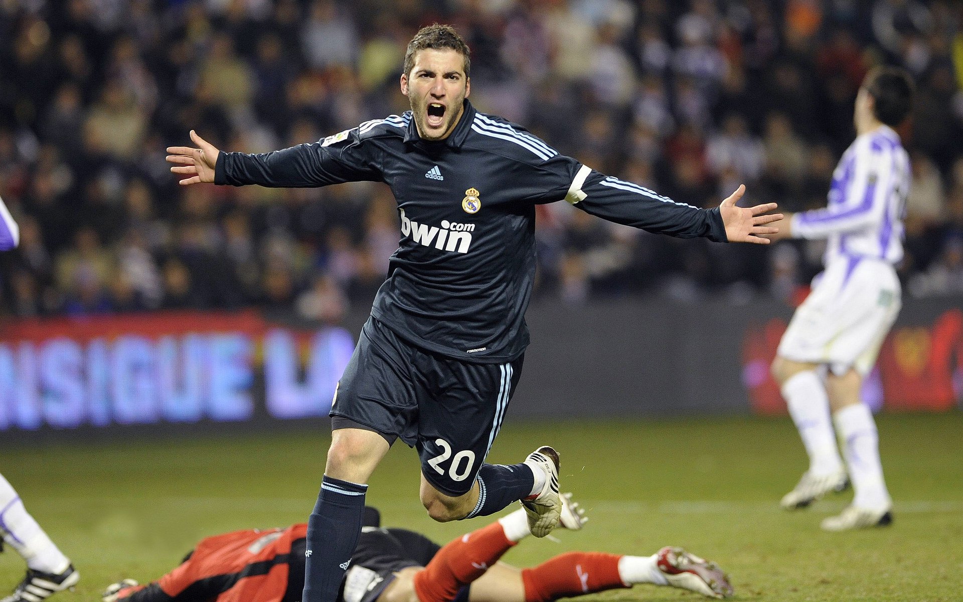 纪录挑战：球员追逐个人和联盟纪录，那些年我们一起追过的球星名字