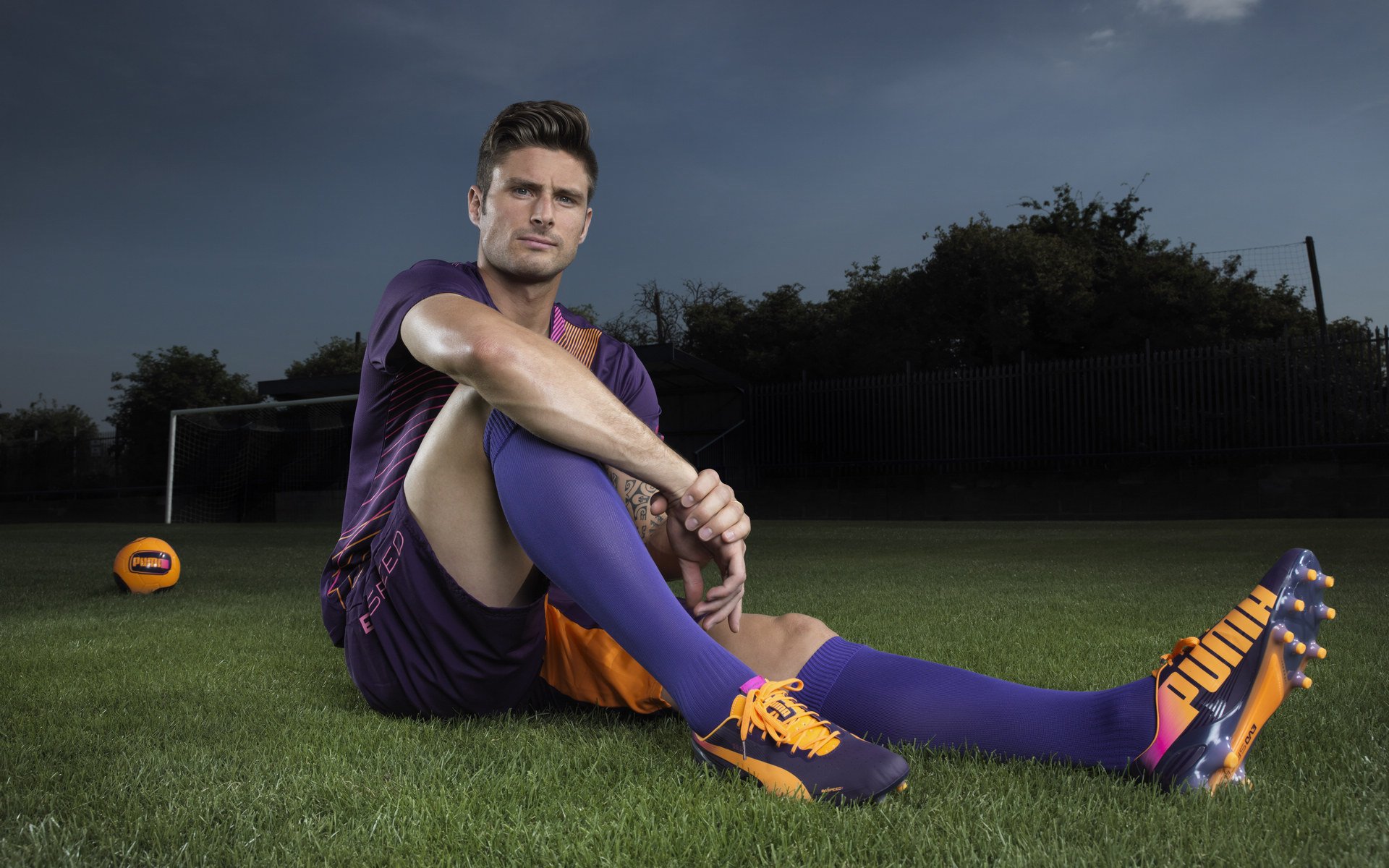 开云体育场-赛场上的“不可能”——车手面对极端条件的勇气与智慧，赛车手选拔